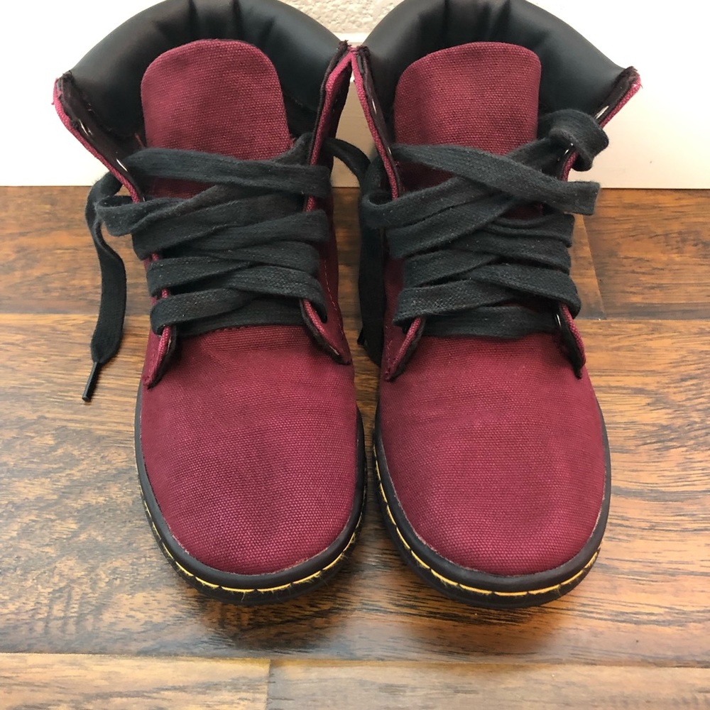 Dr. Martens Maelly Canvas High-tops